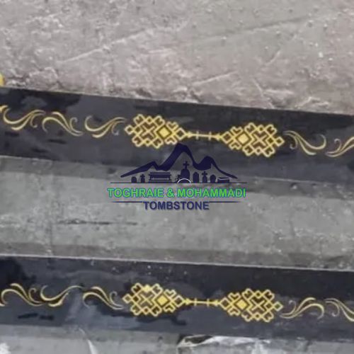 قرنیز دور سنگ قبر