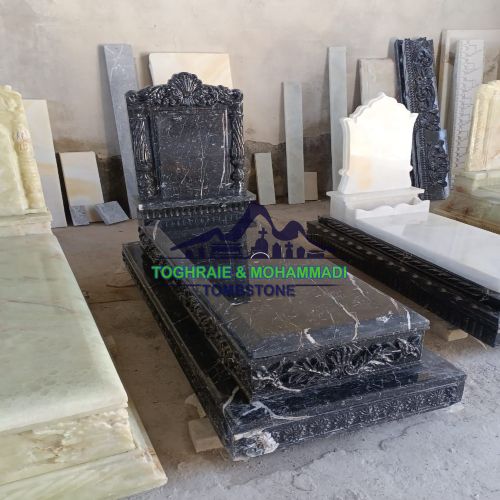 نقش رنگ و طرح در انتخاب سنگ قبر مناسب